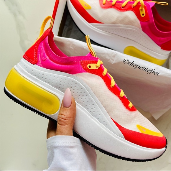 Nike Shoes - NWT Nike Air Max Dia special edition